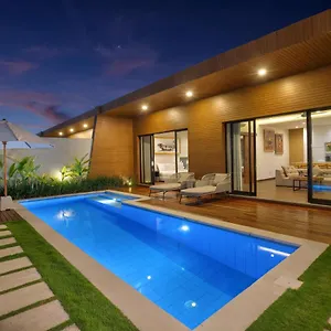 Вилла The Claremont Luxury, Семиньяк