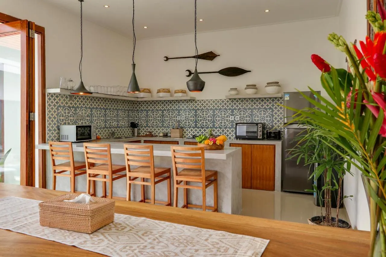 3Bdr Villa Batu Belig, 5Mins To Beach Seminyak