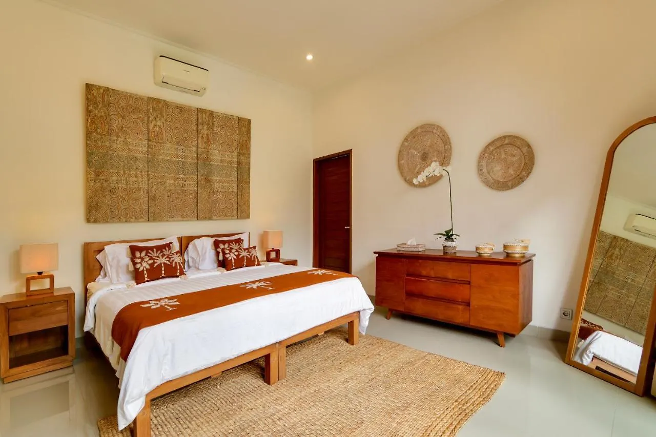 3Bdr Villa Batu Belig, 5Mins To Beach Seminyak 0*,