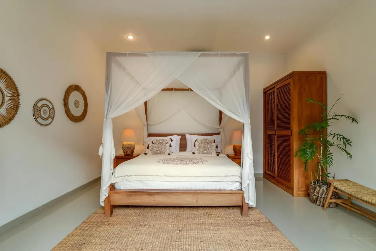 3Bdr Villa Batu Belig, 5Mins To Beach Seminyak  Indonesia
